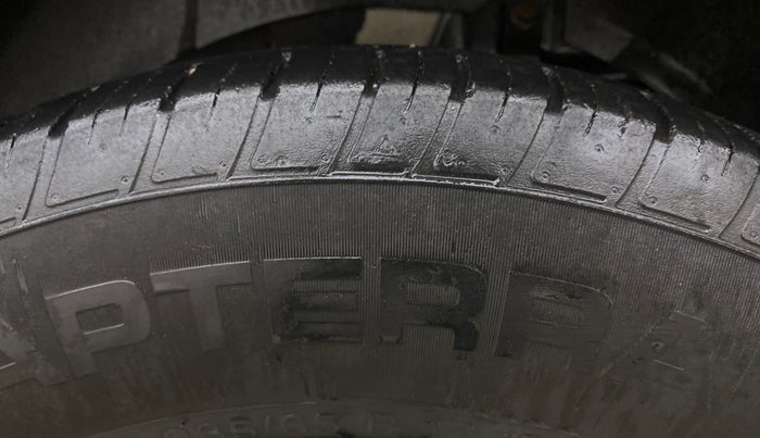 2017 Mahindra XUV500 W6 AT, Diesel, Automatic, 1,28,835 km, Left Rear Tyre Tread