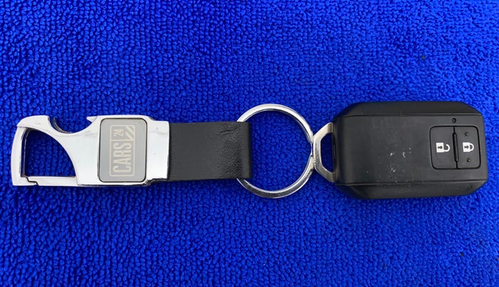 2023 Maruti Grand Vitara ALPHA SMART HYBRID, Petrol, Manual, 8,577 km, Key Close Up