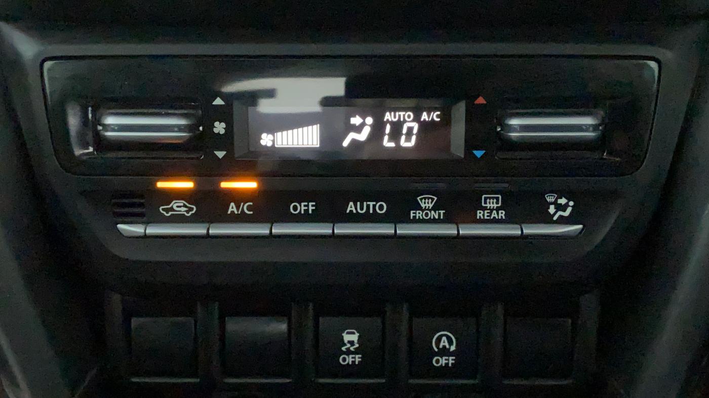 2023 Maruti Grand Vitara ALPHA SMART HYBRID, Petrol, Manual, 8,577 km, Automatic Climate Control