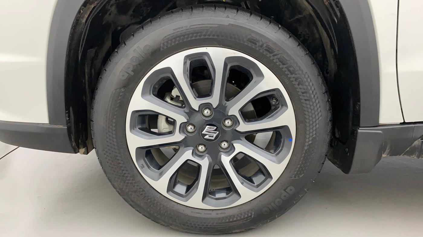 2023 Maruti Grand Vitara ALPHA SMART HYBRID, Petrol, Manual, 8,577 km, Left Front Wheel