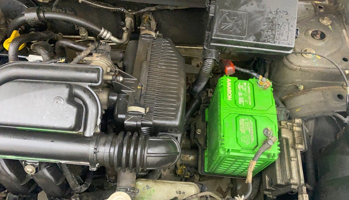 2018 Renault Kwid RXT 1.0 AMT, Petrol, Automatic, 44,455 km, Engine View - Left