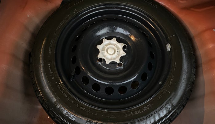 2017 Hyundai Grand i10 ASTA 1.2 KAPPA VTVT, Petrol, Manual, 1,03,772 km, Spare Tyre