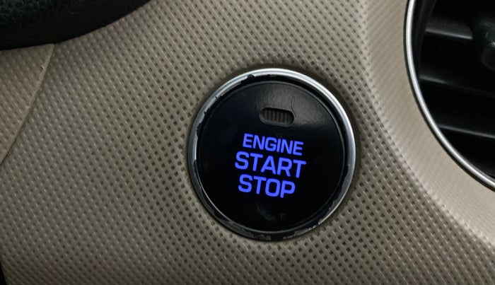 2017 Hyundai Grand i10 ASTA 1.2 KAPPA VTVT, Petrol, Manual, 1,03,772 km, Keyless Start/ Stop Button