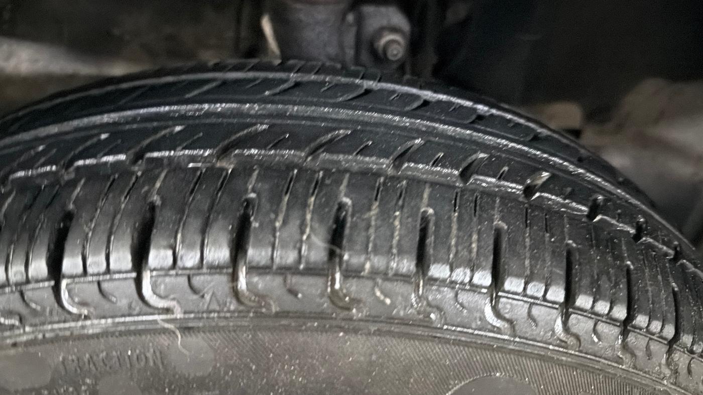 2019 Maruti New Wagon-R LXI CNG 1.0, CNG, Manual, 68,320 km, Right Front Tyre Tread