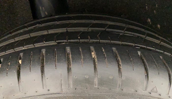 2021 Maruti Baleno ZETA CVT PETROL 1.2, Petrol, Automatic, 7,605 km, Right Rear Tyre Tread