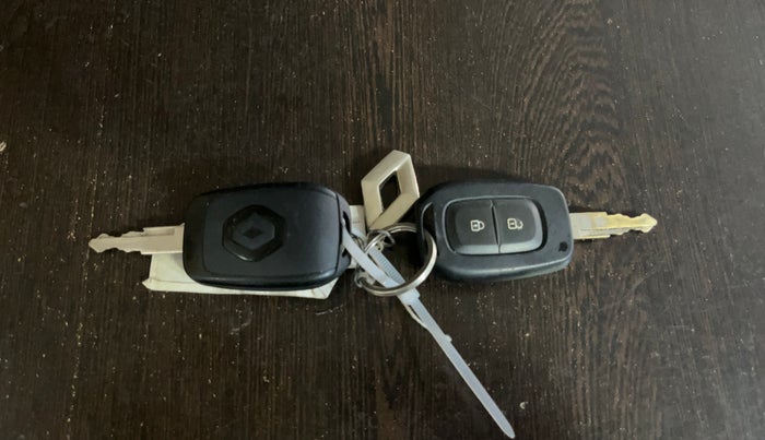 2021 Renault Kwid CLIMBER 1.0 (O), Petrol, Manual, 49,463 km, Key Close Up