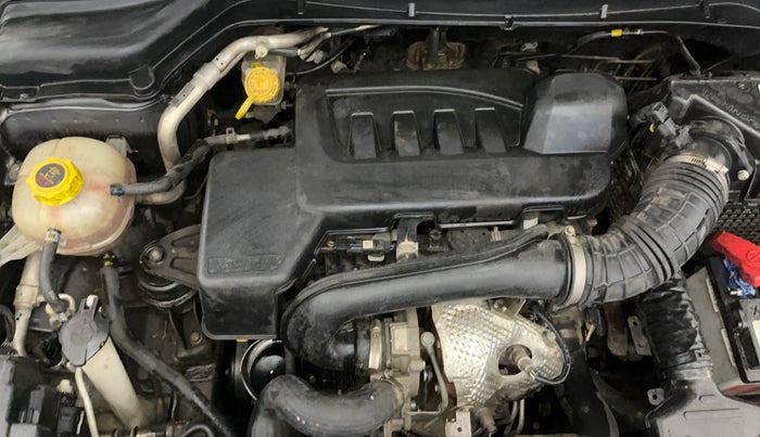 2022 Mahindra XUV300 W8 1.5 DIESEL, Diesel, Manual, 25,448 km, Engine View - Right