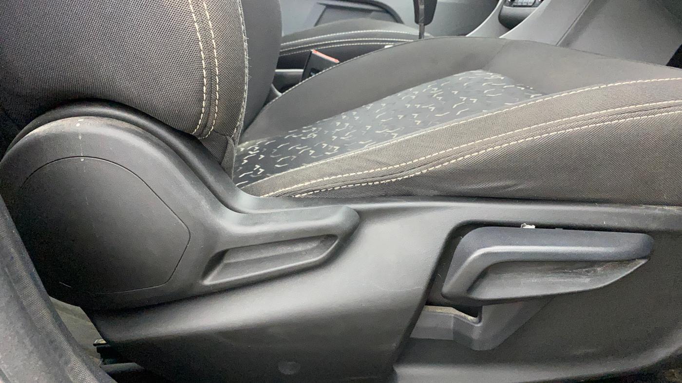2021 Tata Tiago XZA PLUS PETROL, Petrol, Automatic, 50,253 km, Driver Side Adjustment Panel