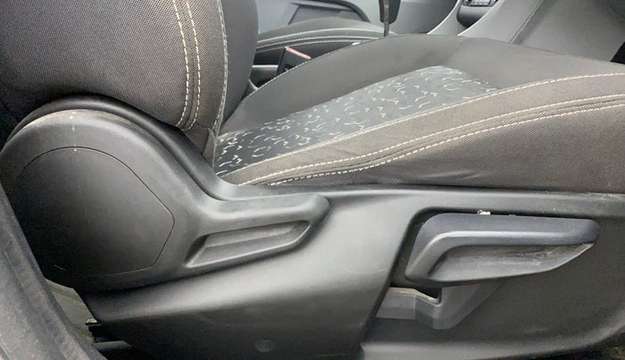 2021 Tata Tiago XZA PLUS PETROL, Petrol, Automatic, 50,253 km, Driver Side Adjustment Panel