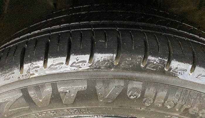 2021 Tata Tiago XZA PLUS PETROL, Petrol, Automatic, 50,253 km, Right Front Tyre Tread