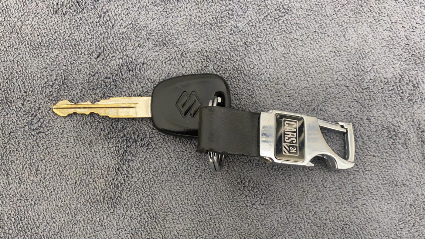 2011 Maruti Swift LXI, Petrol, Manual, 45,037 km, Key Close Up