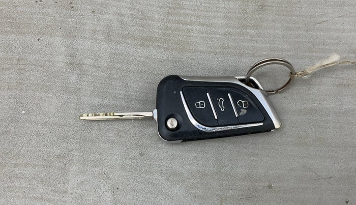 2018 Hyundai Elite i20 MAGNA EXECUTIVE 1.2, CNG, Manual, 99,270 km, Key Close Up
