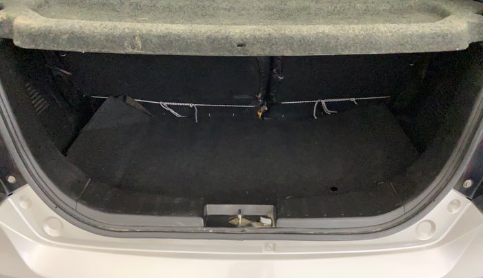 2018 Maruti Wagon R 1.0 VXI, Petrol, Manual, 58,271 km, Boot Inside