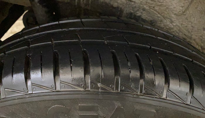 2018 Maruti Wagon R 1.0 VXI, Petrol, Manual, 58,271 km, Right Rear Tyre Tread