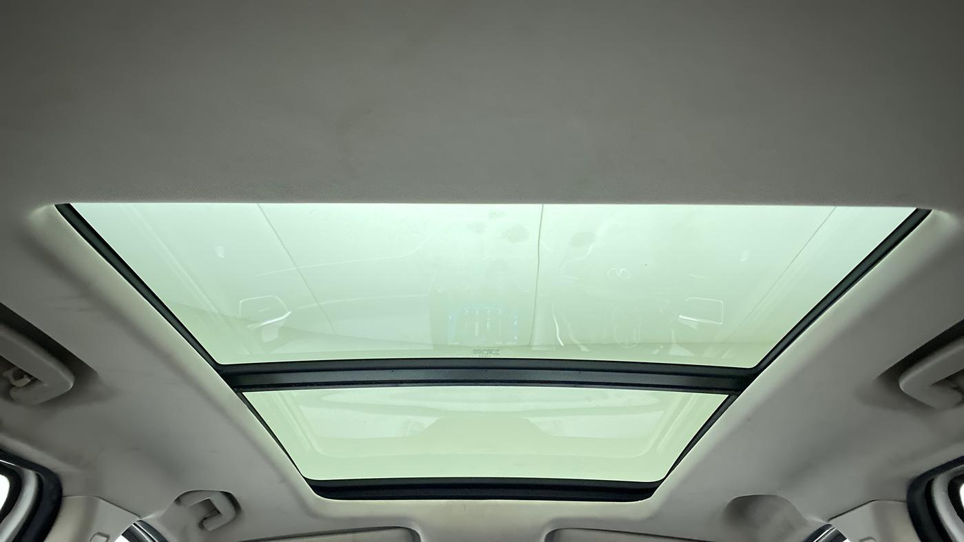2021 Tata Harrier XZ PLUS 2.0L DUAL TONE, Diesel, Manual, 17,488 km, Panoramic Sunroof