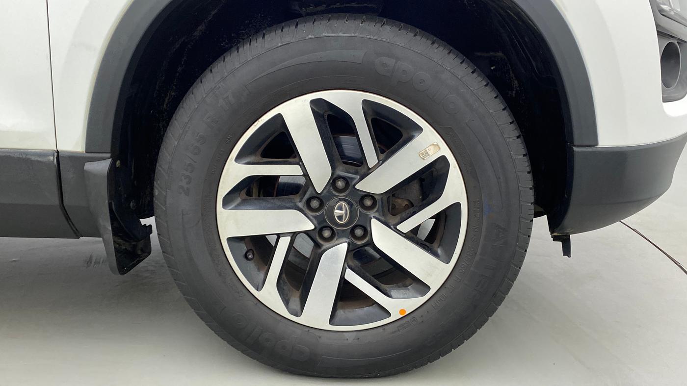 2021 Tata Harrier XZ PLUS 2.0L DUAL TONE, Diesel, Manual, 17,488 km, Right Front Wheel