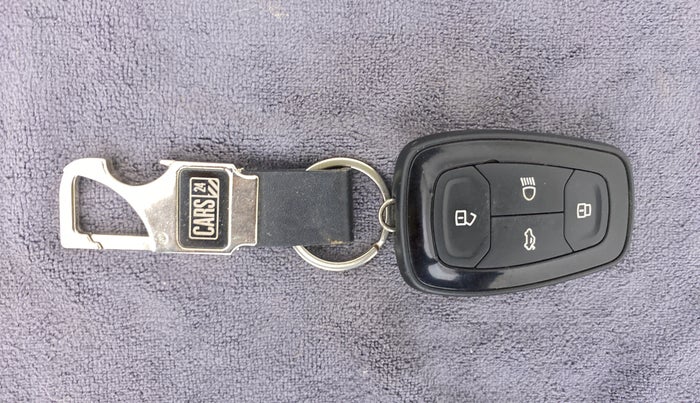 2021 Tata Harrier XZ PLUS 2.0L DUAL TONE, Diesel, Manual, 17,488 km, Key Close Up