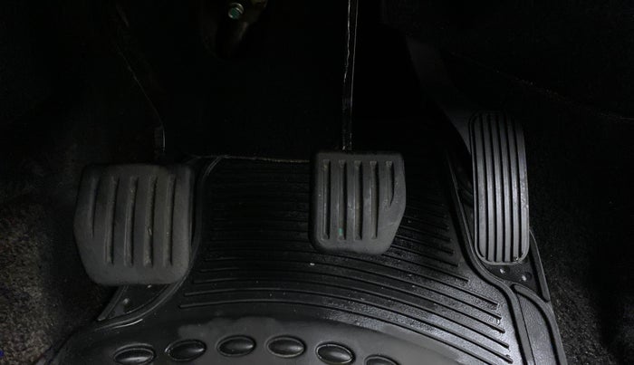 2021 Tata Harrier XZ PLUS 2.0L DUAL TONE, Diesel, Manual, 17,488 km, Pedals