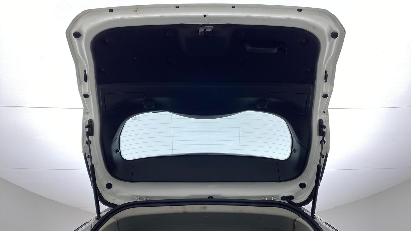2021 Tata Harrier XZ PLUS 2.0L DUAL TONE, Diesel, Manual, 17,488 km, Boot Door Open