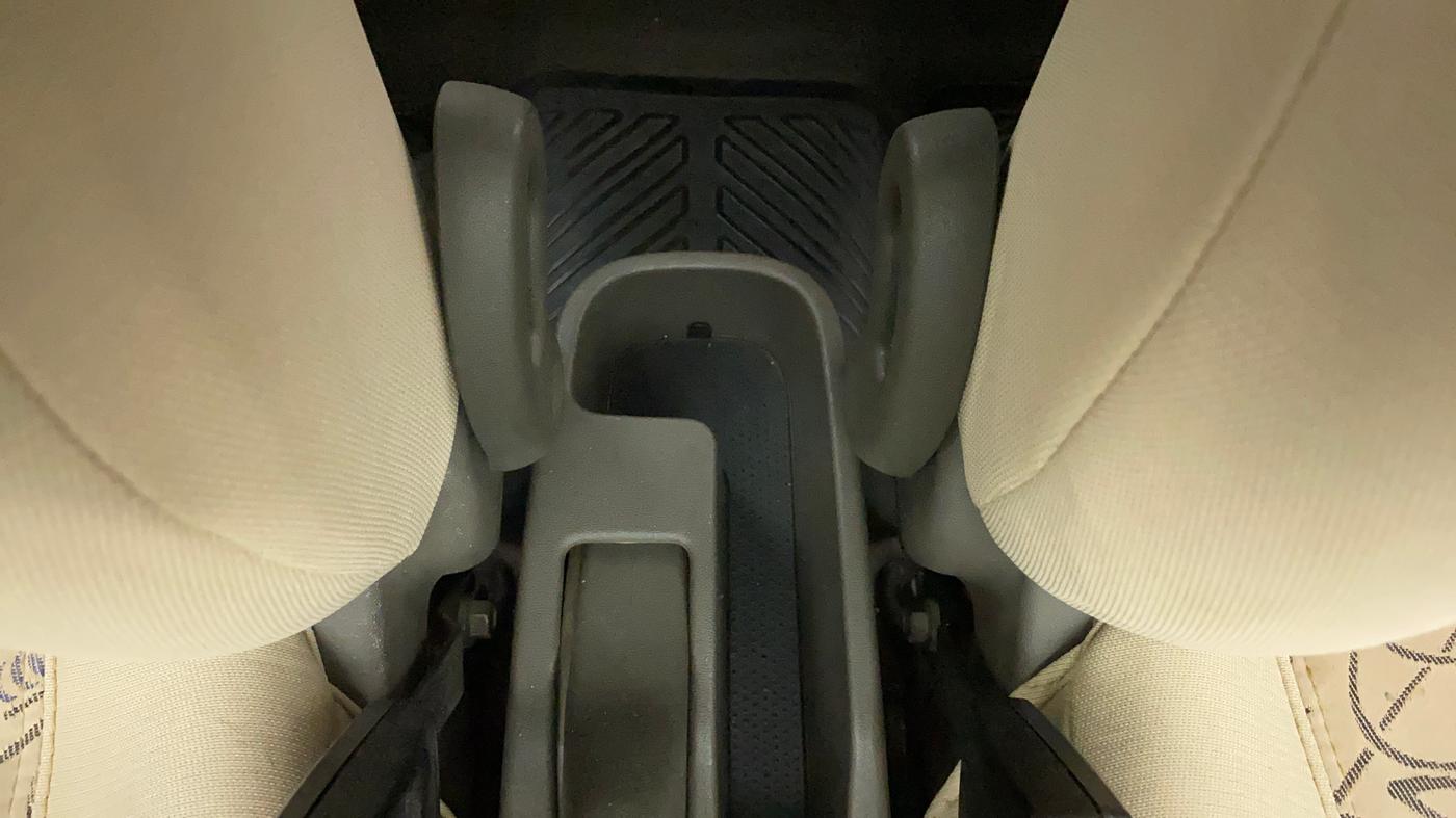 2014 Hyundai i10 MAGNA 1.1, Petrol, Manual, 29,584 km, Driver Side Adjustment Panel