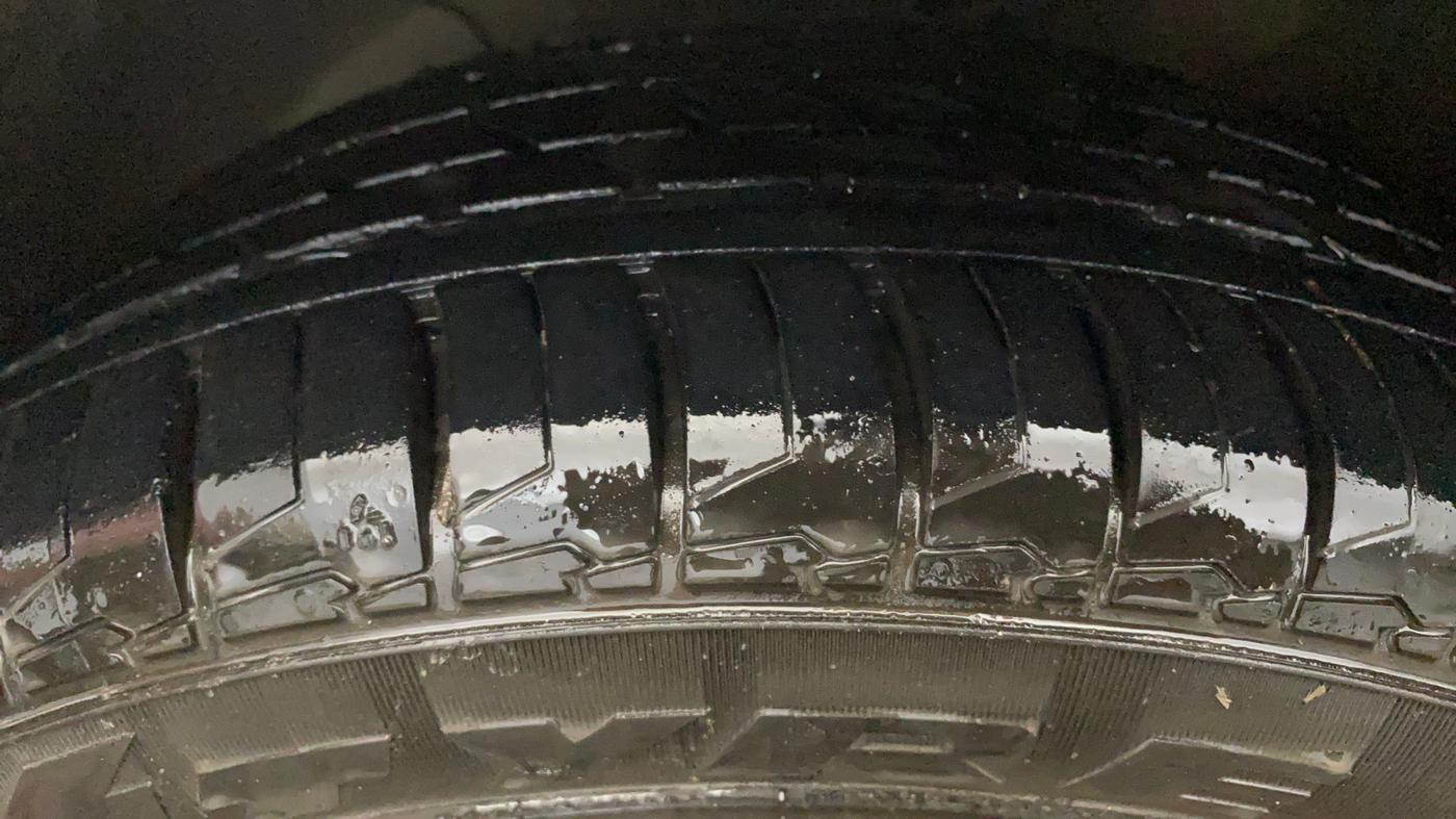 2018 Hyundai Verna 1.6 VTVT SX (O) AT, Petrol, Automatic, 48,550 km, Left Front Tyre Tread