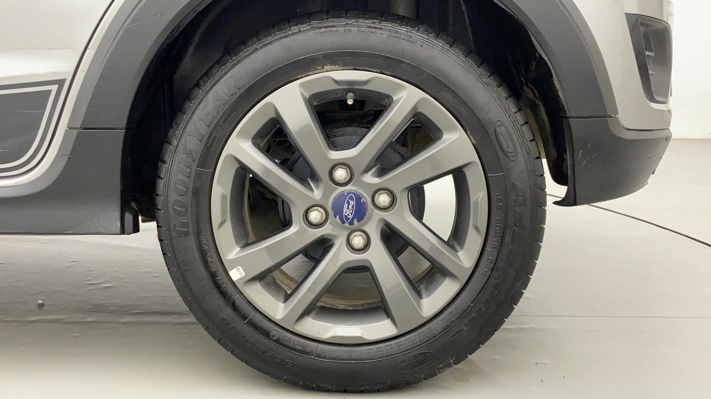 2018 Ford FREESTYLE TREND PLUS 1.2 PETROL, Petrol, Manual, 42,605 km, Left Rear Wheel