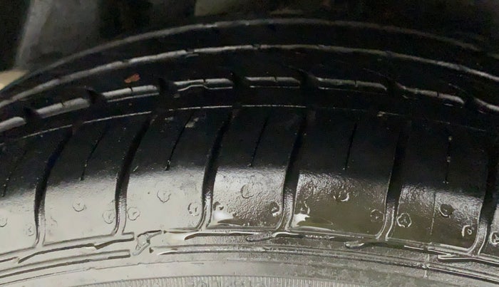 2018 Ford FREESTYLE TREND PLUS 1.2 PETROL, Petrol, Manual, 42,605 km, Right Rear Tyre Tread