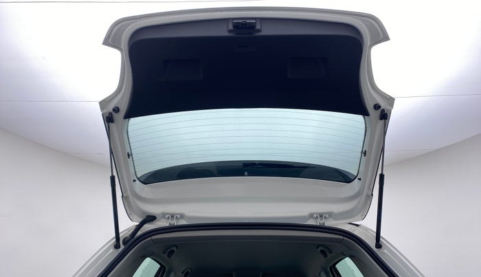 2020 Volkswagen Polo HIGHLINE PLUS 1.0 TSI AT, Petrol, Automatic, 26,526 km, Boot Door Open