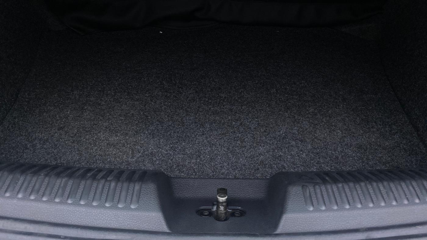 2020 Volkswagen Polo HIGHLINE PLUS 1.0 TSI AT, Petrol, Automatic, 26,526 km, Boot Inside