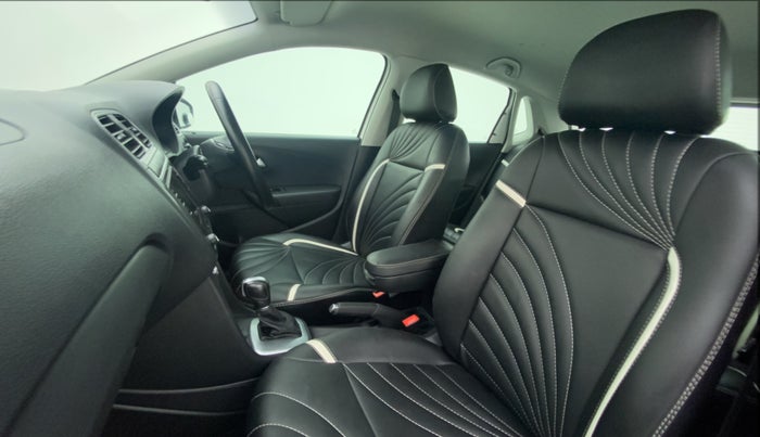 2020 Volkswagen Polo HIGHLINE PLUS 1.0 TSI AT, Petrol, Automatic, 26,526 km, Right Side Front Door Cabin