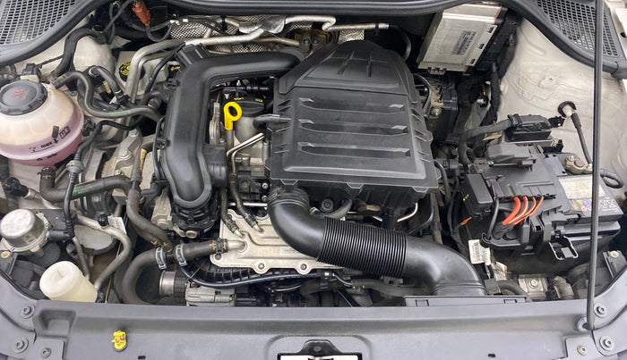 2020 Volkswagen Polo HIGHLINE PLUS 1.0 TSI AT, Petrol, Automatic, 26,526 km, Open Bonet