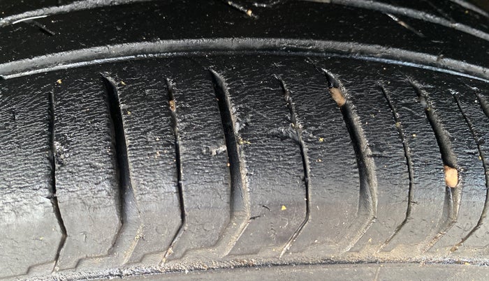 2023 Tata PUNCH ADVENTURE MT, Petrol, Manual, 43,996 km, Left Front Tyre Tread