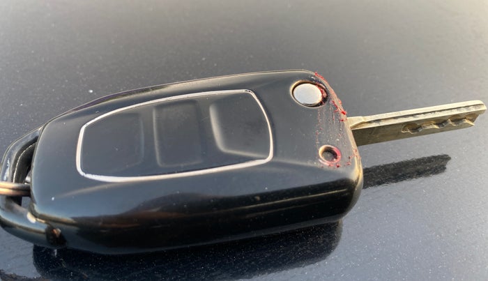 2023 Tata PUNCH ADVENTURE MT, Petrol, Manual, 43,996 km, Key Close Up