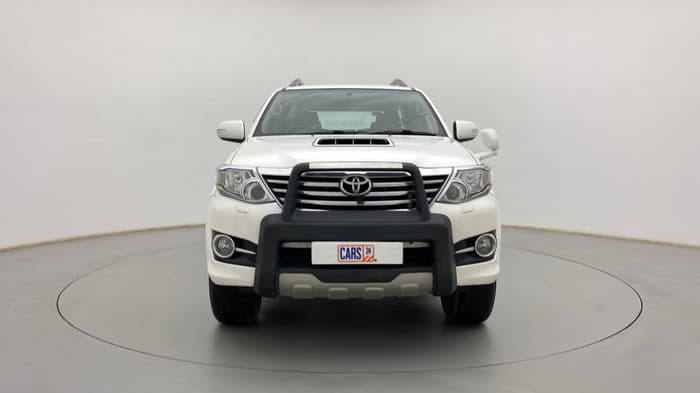 2015 Toyota Fortuner 3.0 4X2 MT, Diesel, Manual, 36,467 km, Front