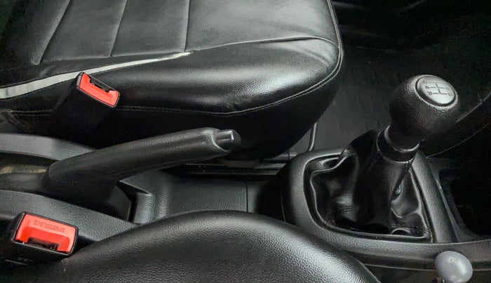 2015 Maruti Swift LXI (O), Petrol, Manual, 19,297 km, Gear Lever