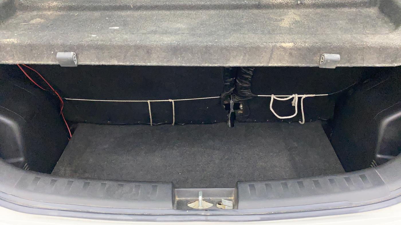 2015 Maruti Swift LXI (O), Petrol, Manual, 19,297 km, Boot Inside