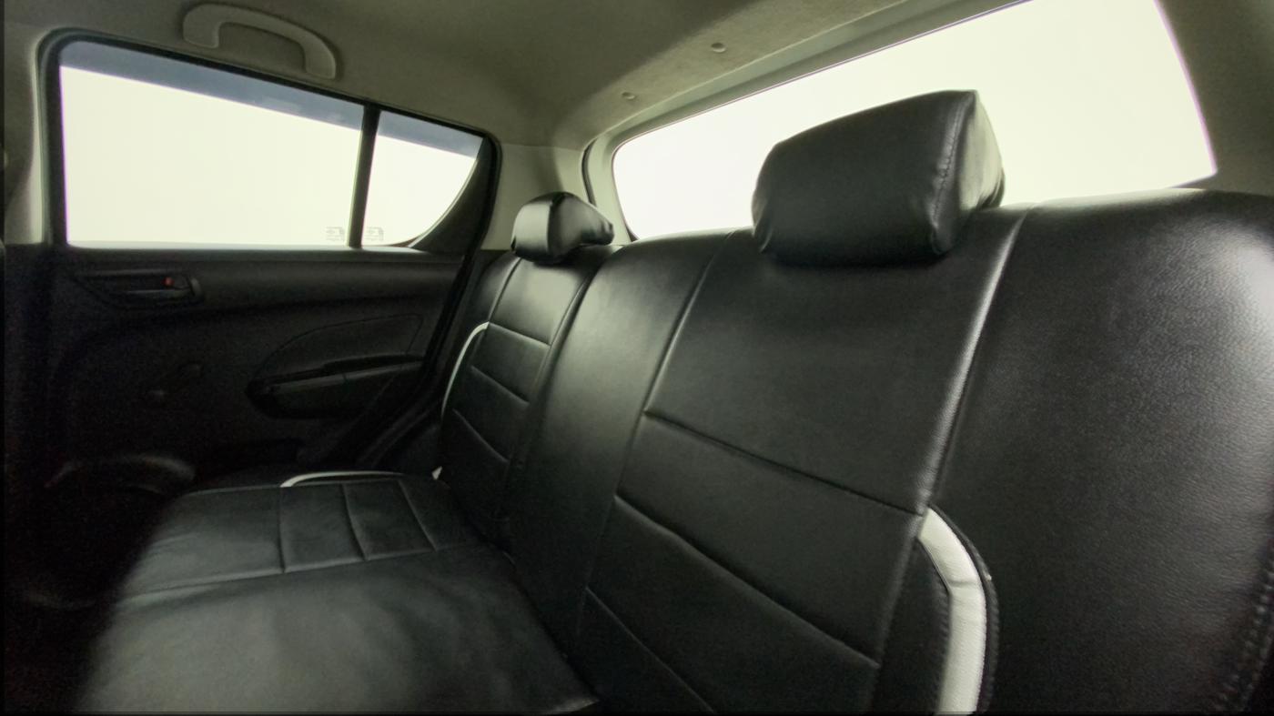 2015 Maruti Swift LXI (O), Petrol, Manual, 19,297 km, Right Side Rear Door Cabin