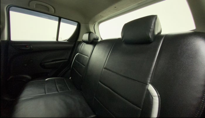 2015 Maruti Swift LXI (O), Petrol, Manual, 19,297 km, Right Side Rear Door Cabin