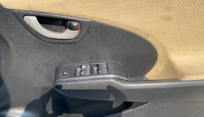 2012 Honda Jazz 1.2L I-VTEC BASE, Petrol, Manual, 56,360 km, Driver Side Door Panels Control