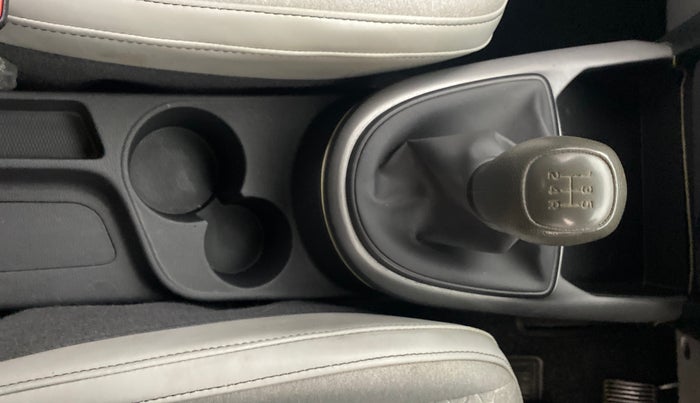 2021 Hyundai GRAND I10 NIOS MAGNA CORPORATE EDITION 1.2 KAPPA VTVT, Petrol, Manual, 28,672 km, Gear Lever