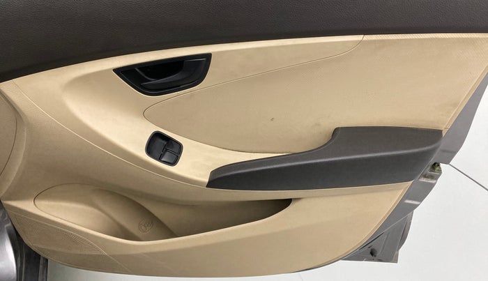 2012 Hyundai Eon ERA PLUS, Petrol, Manual, 37,830 km, Driver Side Door Panels Control