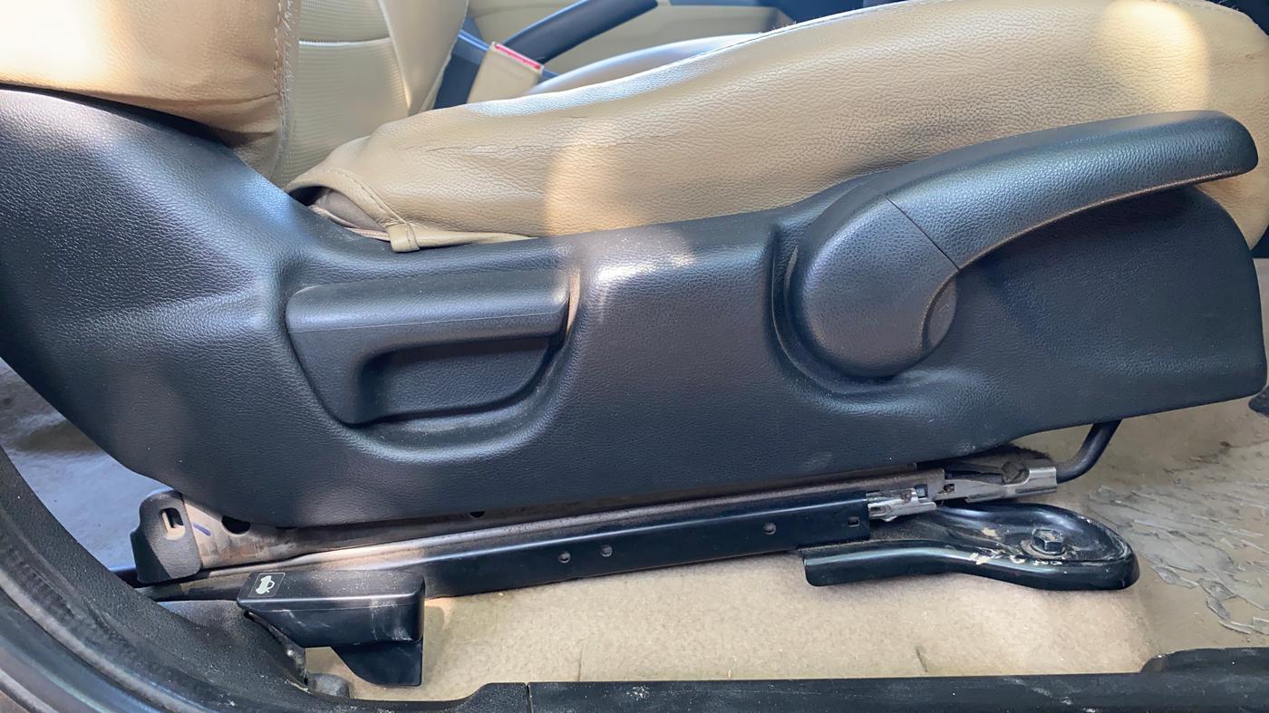 2019 Honda City 1.5L I-VTE V CVT, Petrol, Automatic, 54,210 km, Driver Side Adjustment Panel