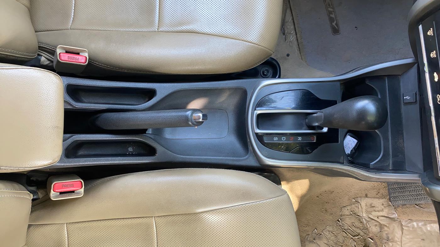 2019 Honda City 1.5L I-VTE V CVT, Petrol, Automatic, 54,210 km, Gear Lever