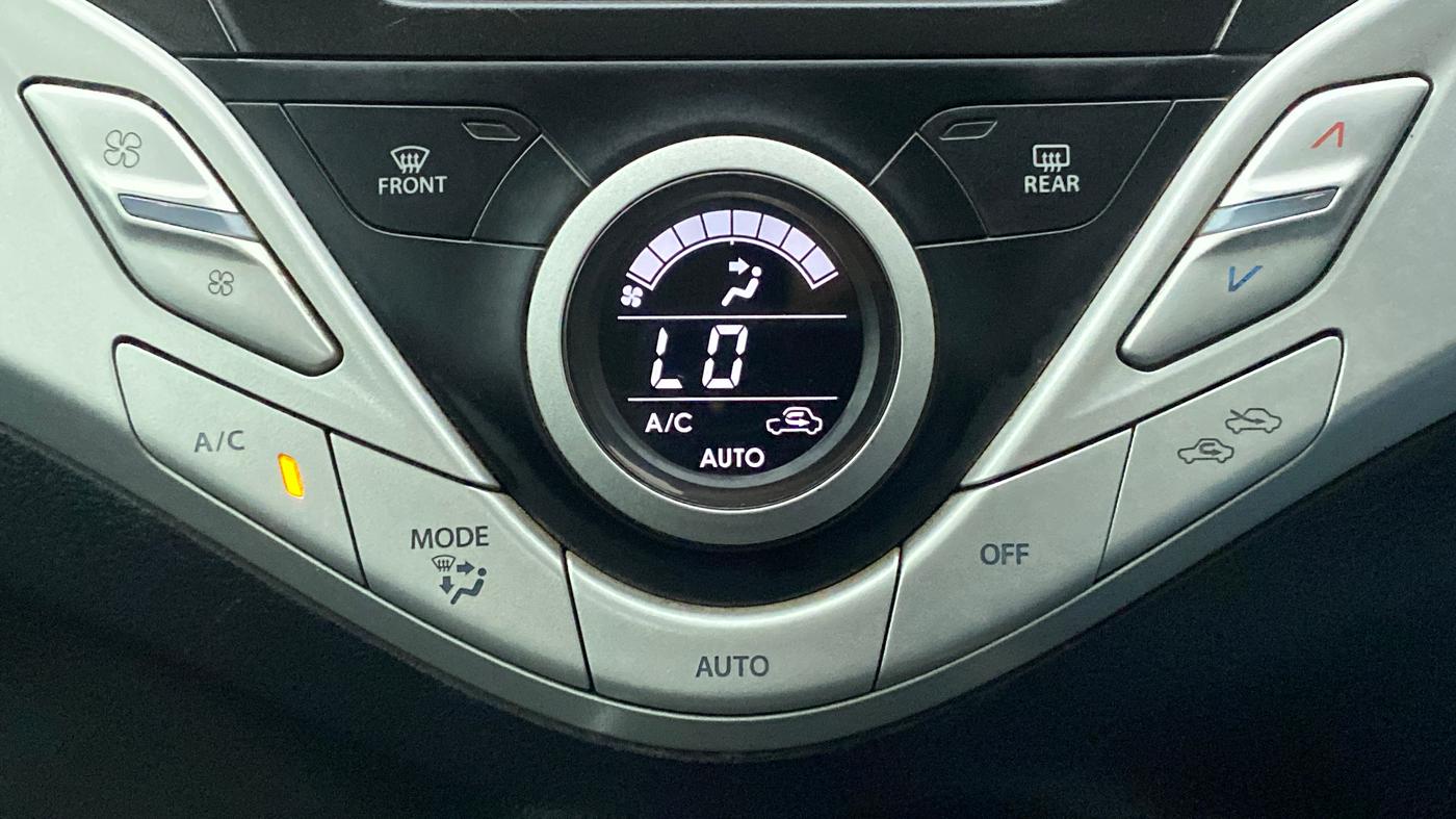 2015 Maruti Baleno ALPHA DIESEL 1.3, Diesel, Manual, 80,034 km, Automatic Climate Control