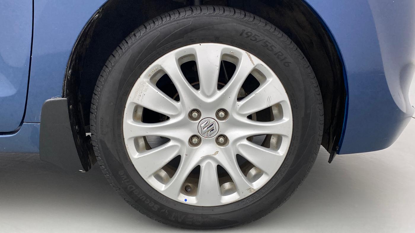 2015 Maruti Baleno ALPHA DIESEL 1.3, Diesel, Manual, 80,034 km, Right Front Wheel