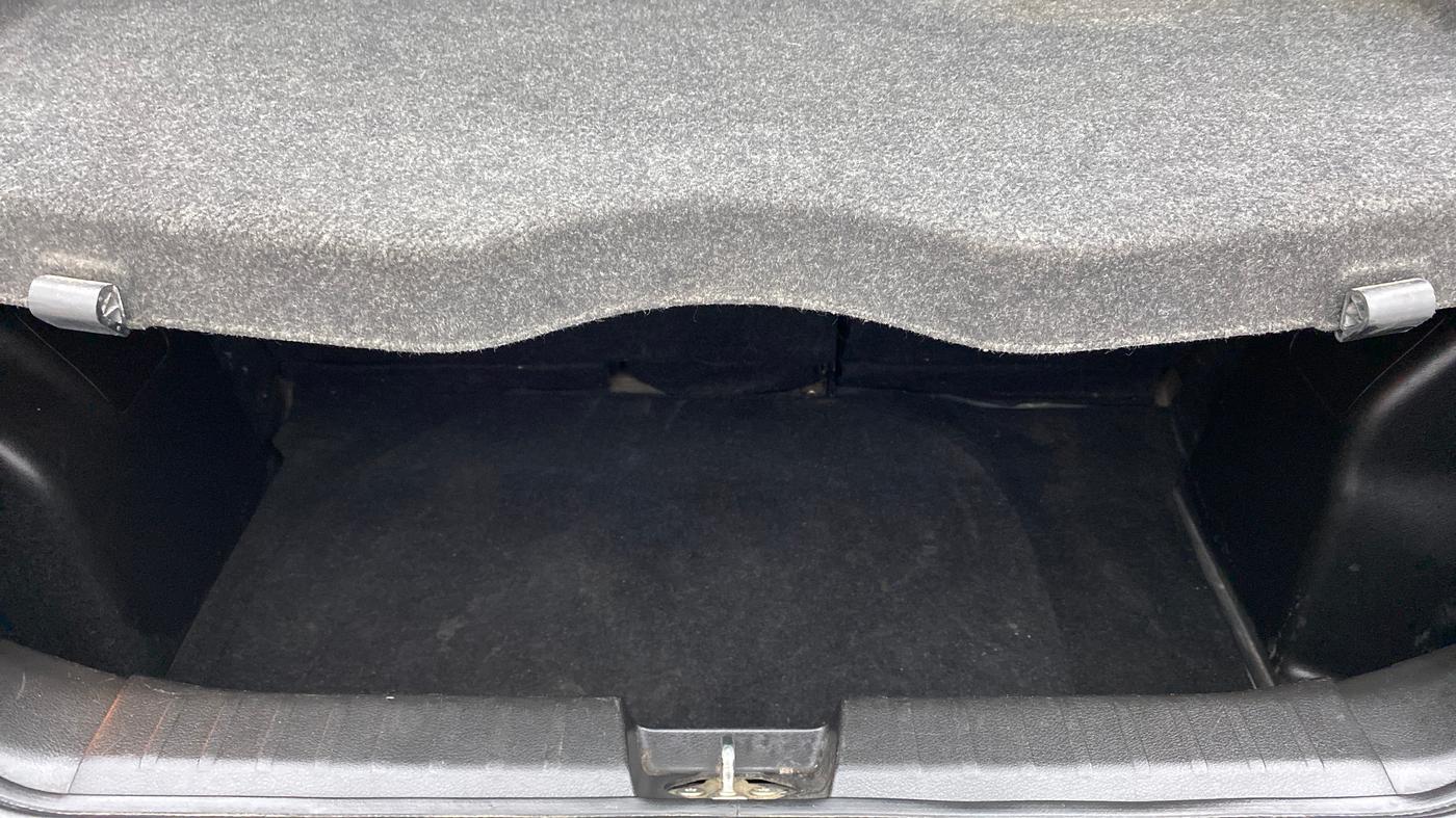 2015 Maruti Baleno ALPHA DIESEL 1.3, Diesel, Manual, 80,034 km, Boot Inside