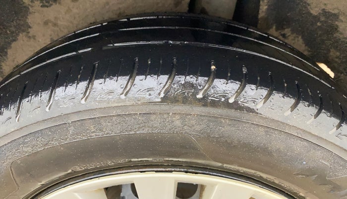 2020 Maruti Baleno DELTA PETROL 1.2, Petrol, Manual, 76,354 km, Left Rear Tyre Tread