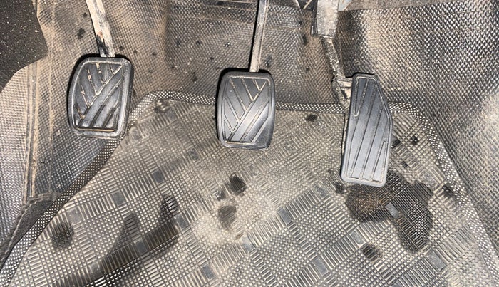 2020 Maruti Baleno DELTA PETROL 1.2, Petrol, Manual, 76,354 km, Pedals