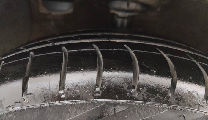 2014 Hyundai Grand i10 MAGNA 1.2 KAPPA VTVT, Petrol, Manual, 52,261 km, Left Front Tyre Tread