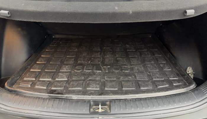 2023 KIA SELTOS HTK PLUS 1.5 IMT, Petrol, Manual, 52,754 km, Boot Inside